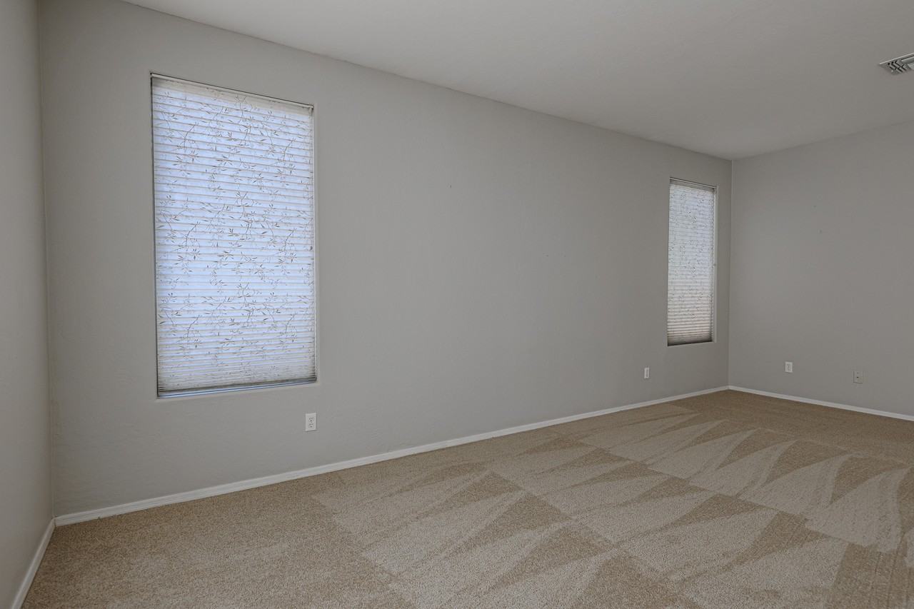 1705 E Aloe Pl - Photo 6 of 50