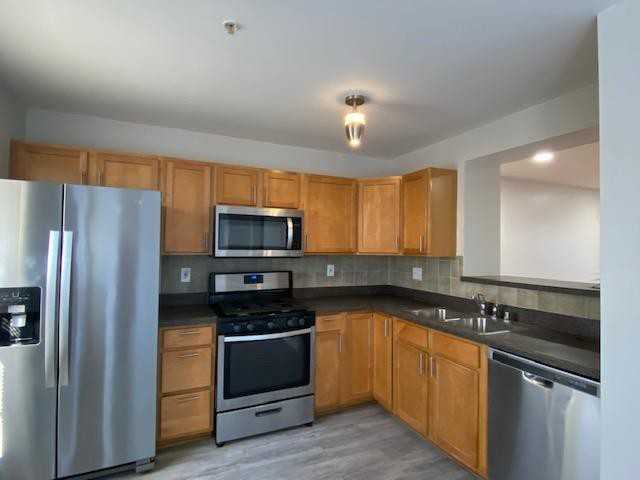 2006 Amber Way - Photo 3 of 13