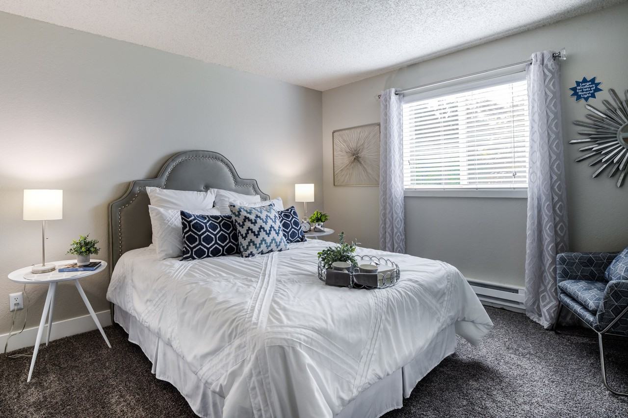 Knol Apartments - Photo 6 of 20