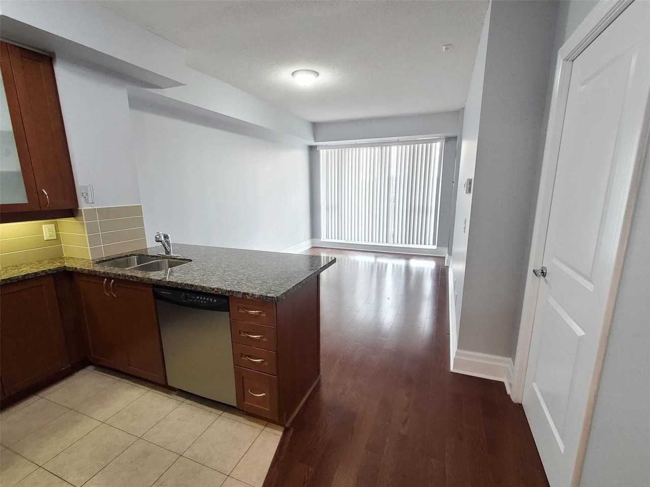 39 Upper Duke Crescent #207