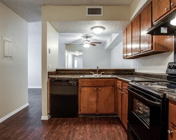 14306 Statler Blvd 245c - Photo 3 of 11