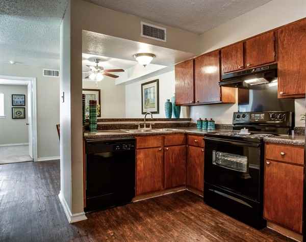 14306 Statler Blvd 245c - Photo 2 of 11