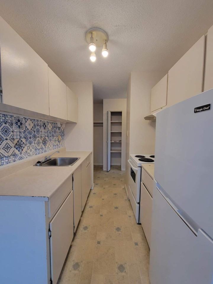 9130 82 Avenue Northwest #301 - Photo 3 of 8