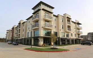Oxford at Lake View - Photo 1 of 1