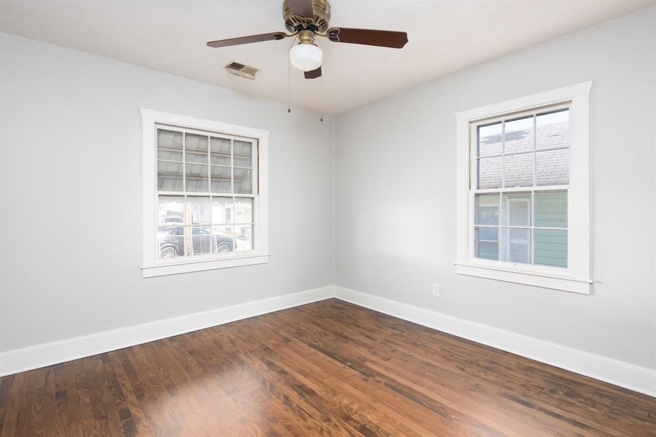 1220 Hammond Ave #1 - Photo 5 of 18