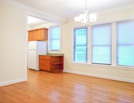 6527 N Lakewood AveApt 1 - Photo 1 of 1