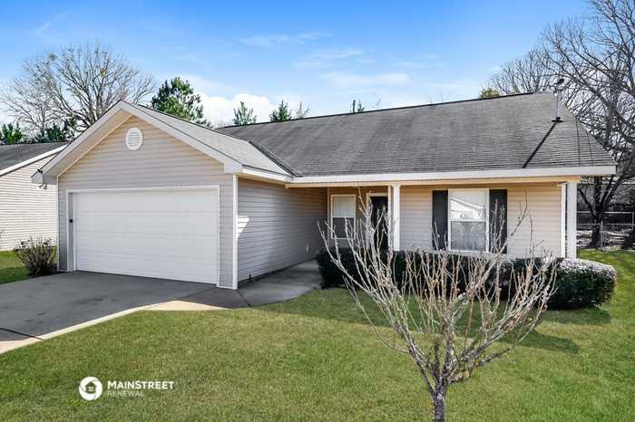15973 Stone Ridge Cir - Photo 3 of 16