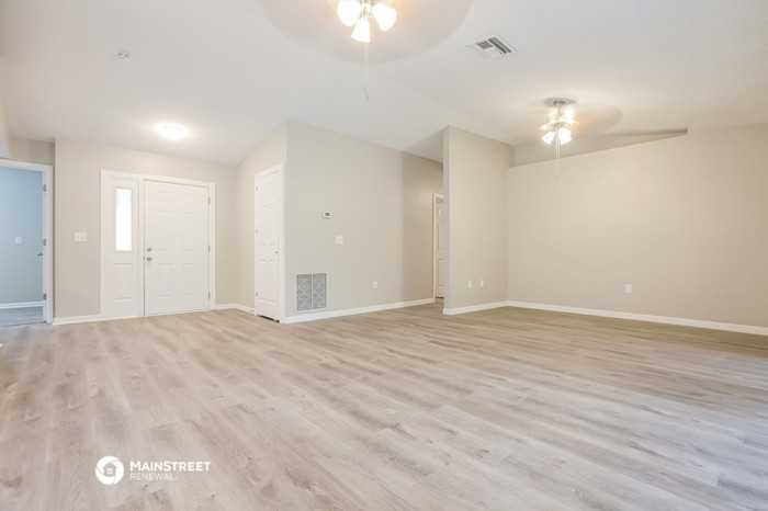 987 Auburn Rd - Photo 3 of 16