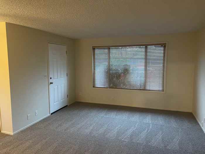 1602 Ash St #1600 - Photo 2 of 8