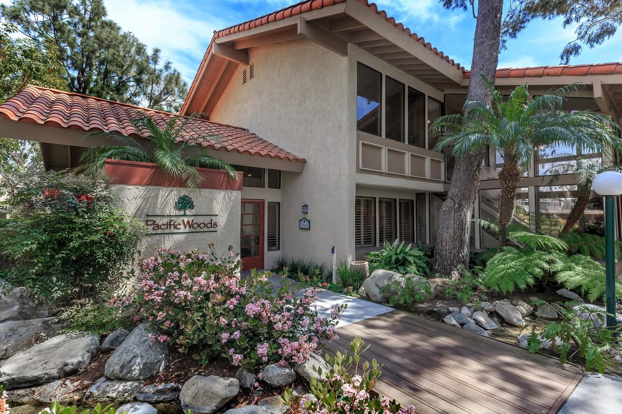 Pacific Woods Apartment Homes Apartments 16350 S Harbor Blvd