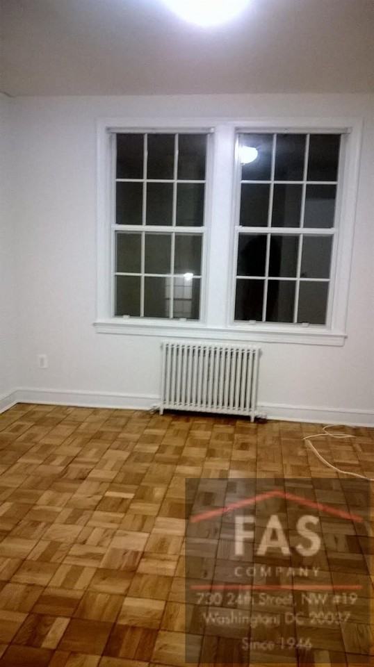 2822 Devonshire Place - Photo 3 of 8