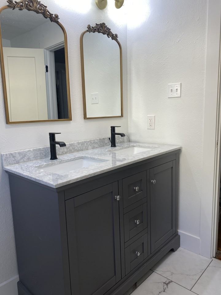 2418 22nd Street - Photo 6 of 9