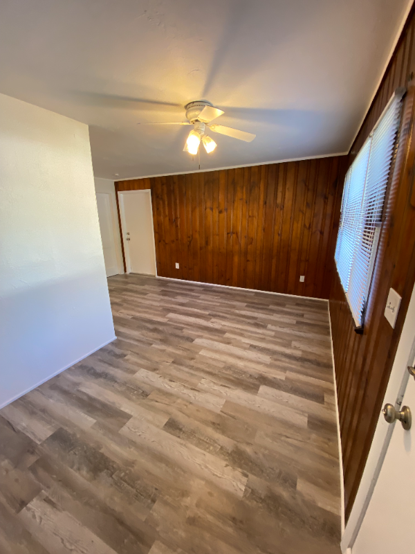 1934 Edison Ave - Photo 2 of 10