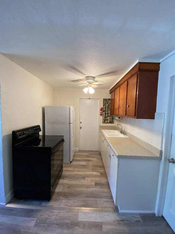 1934 Edison Ave - Photo 6 of 10