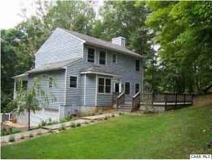 113 Wendover Ln - Photo 2 of 10