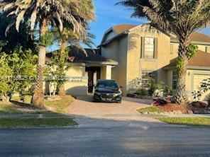 900 Sw 150th Ave - Photo 2 of 24