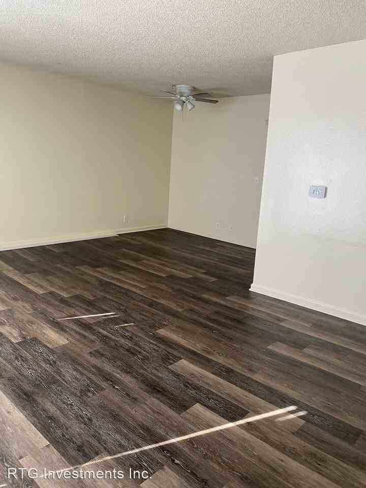 8917 Cedros Ave. - Photo 2 of 4