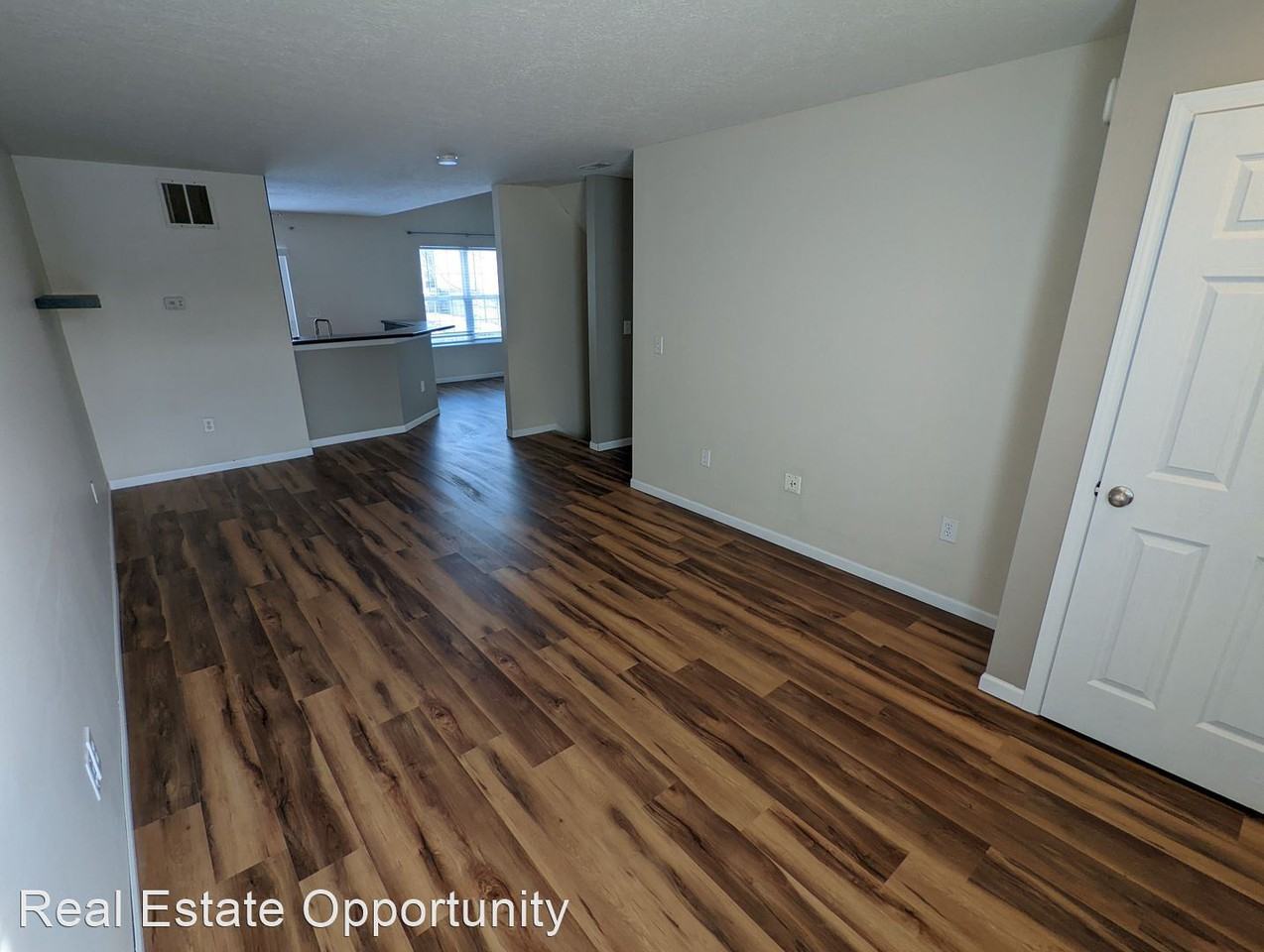 7432 Cayman Ln - Photo 2 of 16