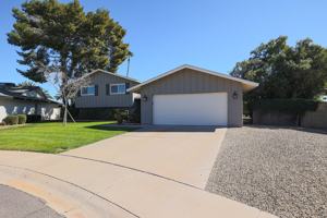 featured image of 8613 E Clarendon Ave