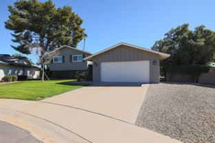 8613 E Clarendon Ave - Photo 1 of 1