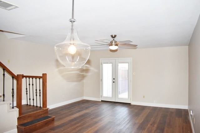 106 Churchill Ln - Photo 3 of 24