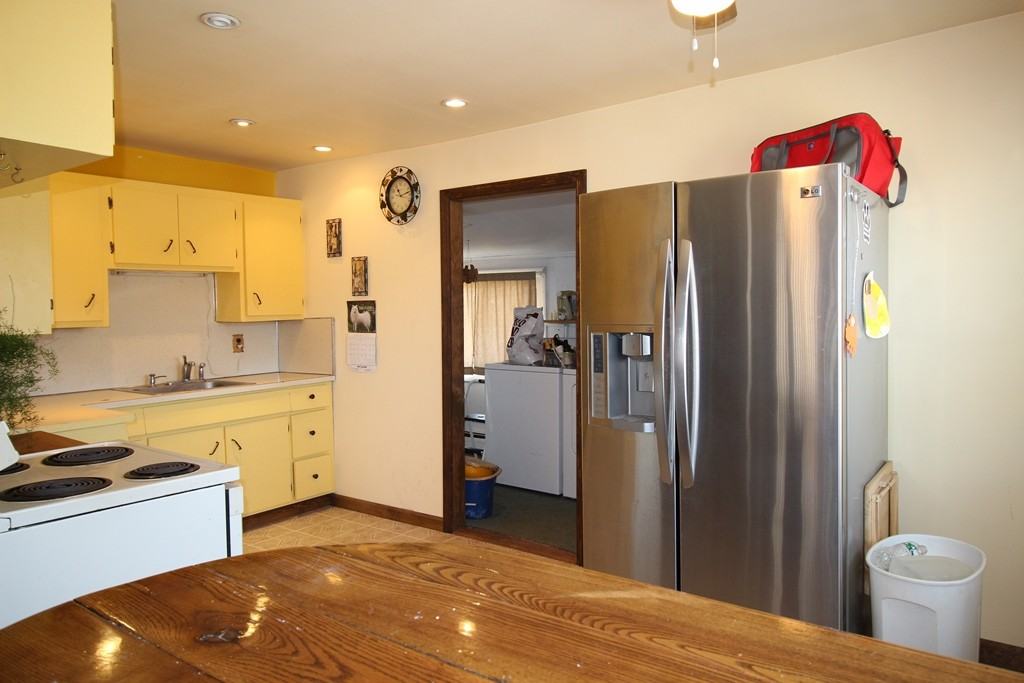 4 Division Ln - Photo 2 of 11