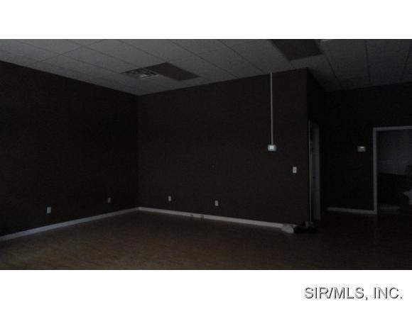 214 W Main St - Photo 3 of 5