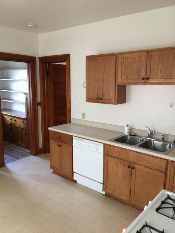 2943 N Cramer St - Photo 3 of 13