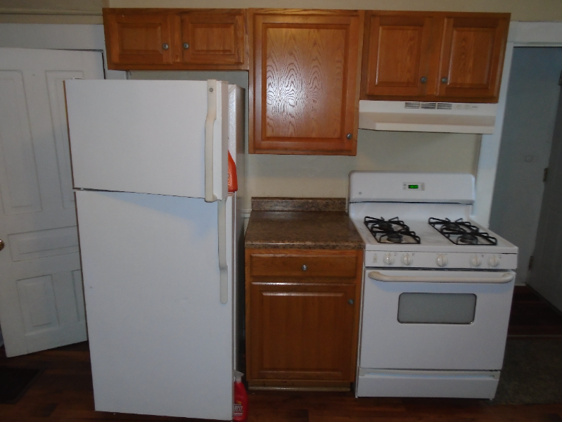 935 Baraga Street Northeast - Photo 6 of 24