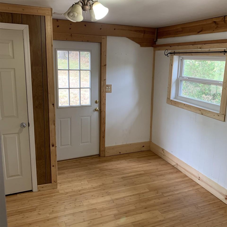 614 Washington Ave #1 - Photo 4 of 11
