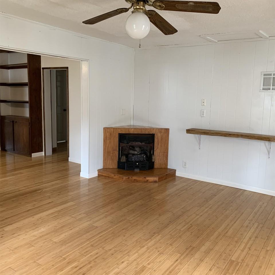 614 Washington Ave #1 - Photo 6 of 11