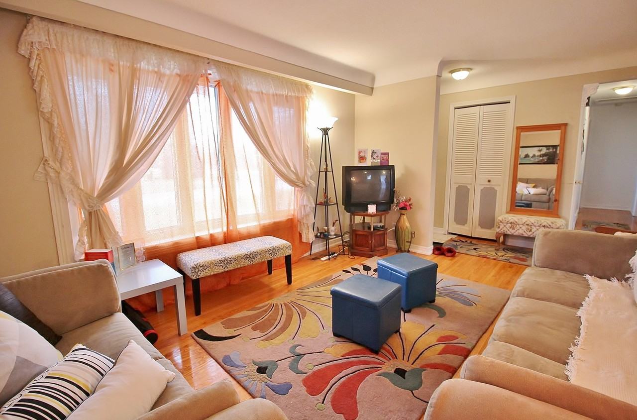 39 Donlea Dr #2 - Photo 3 of 10