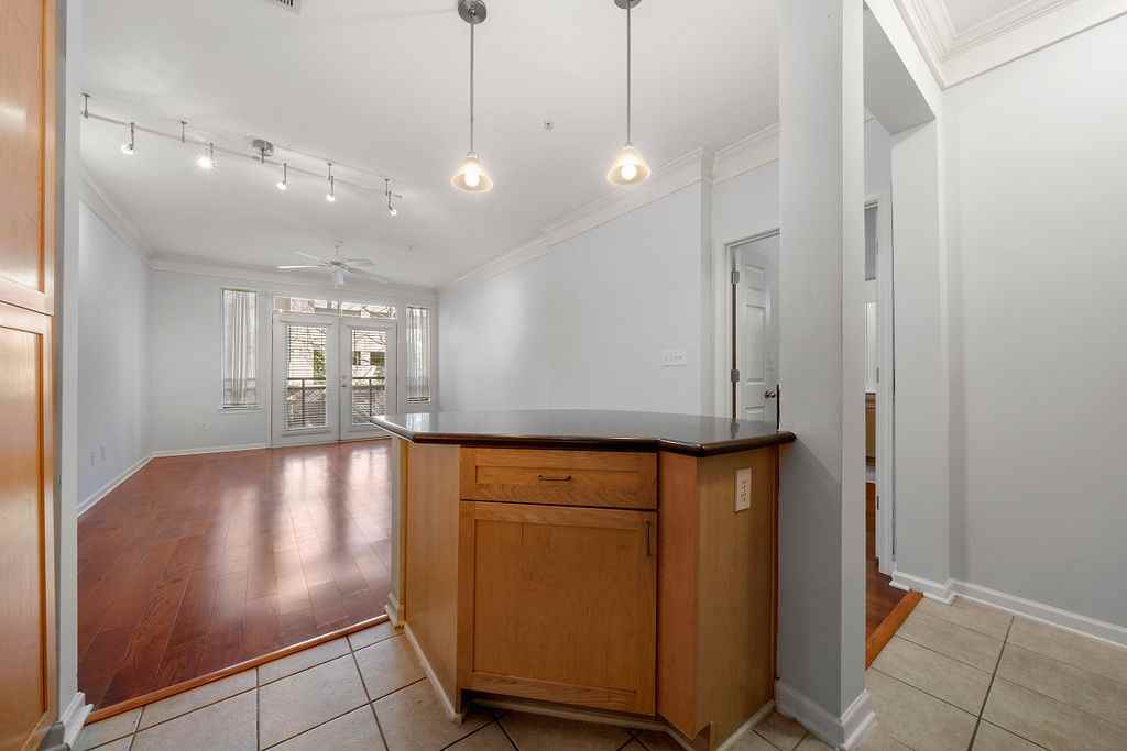 400 17th Street Northwest #2137 - Photo 5 of 19