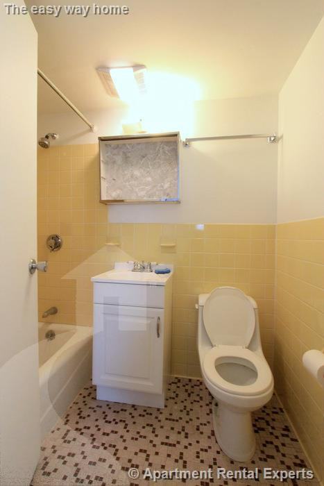 524 Putnam Ave #6 - Photo 3 of 20