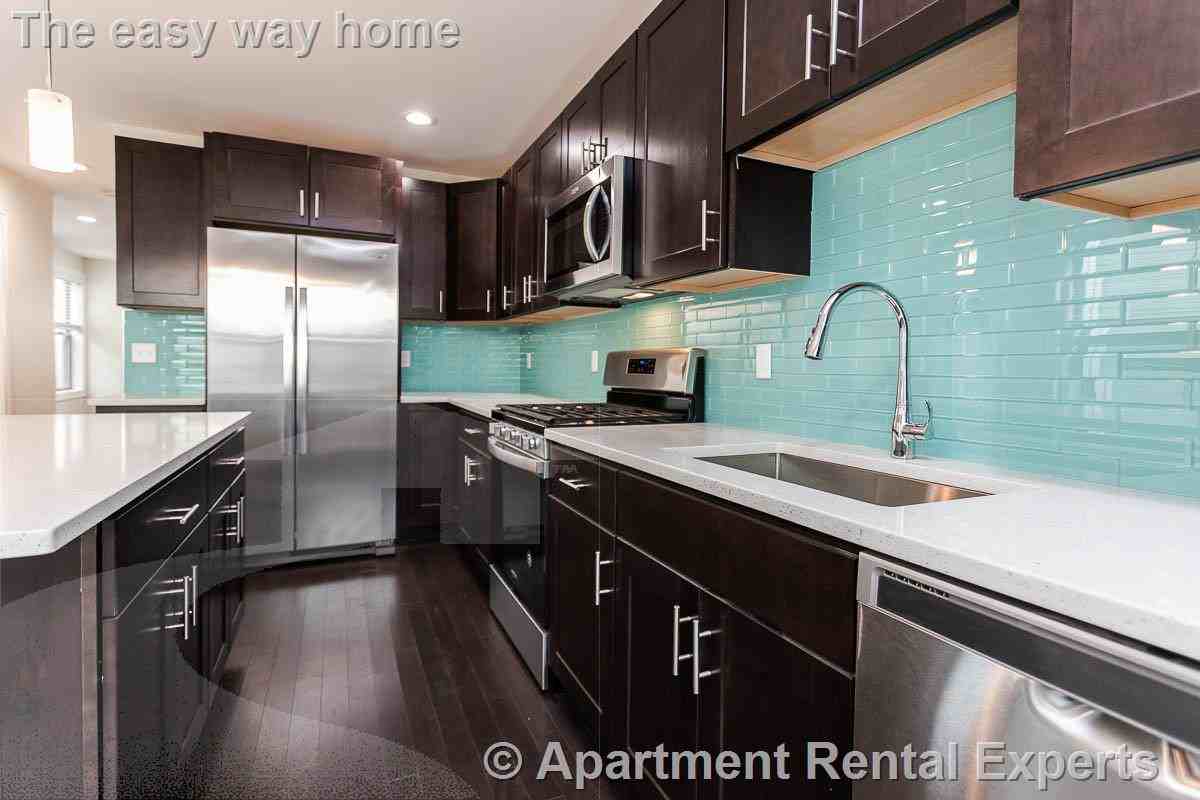 478 Fulton St - Photo 2 of 29