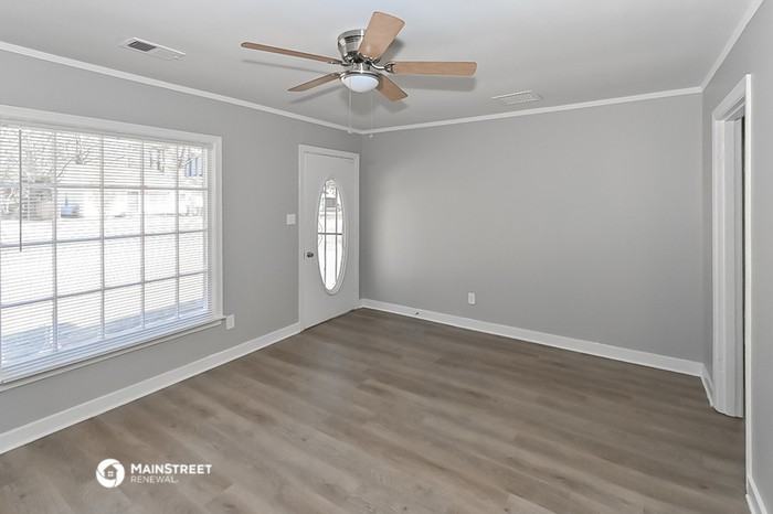 4455 Boyce Rd - Photo 3 of 16