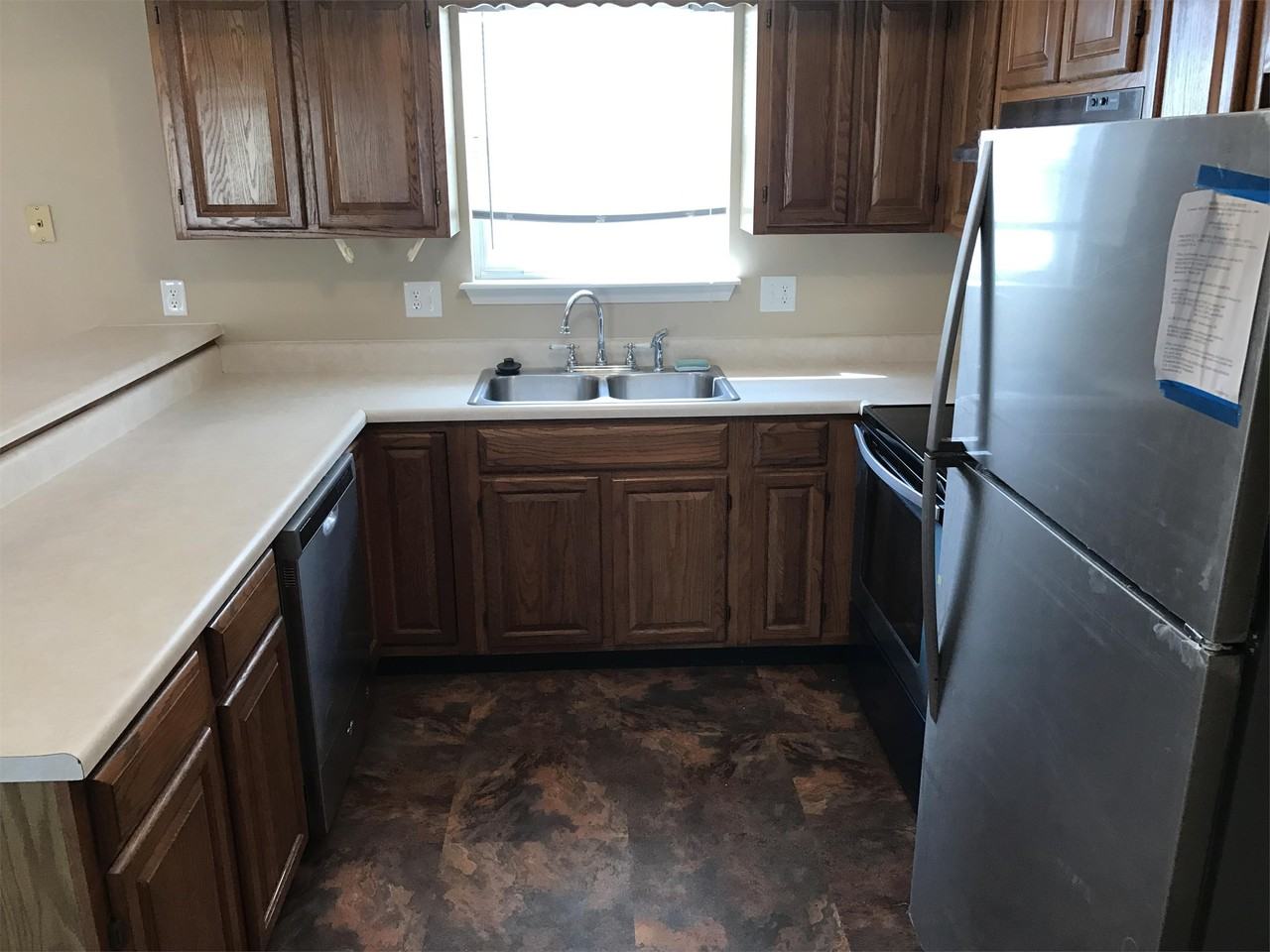 1902 Greenleaves Ct #1902 - Photo 2 of 12
