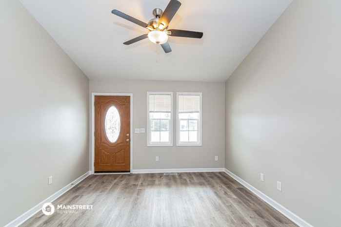 10 Katz Ln - Photo 3 of 16