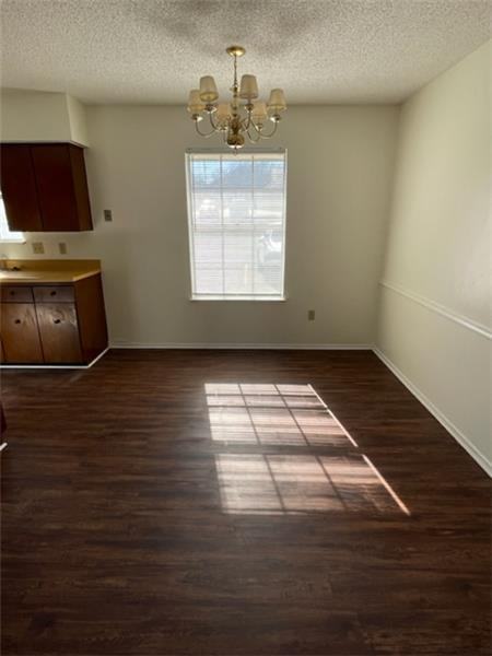 8289 Shadow Wood Dr - Photo 3 of 15