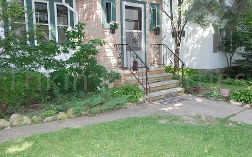 611 Griggs St S - Photo 2 of 10