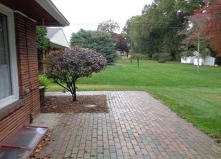 320 Carley Ave - Photo 3 of 25