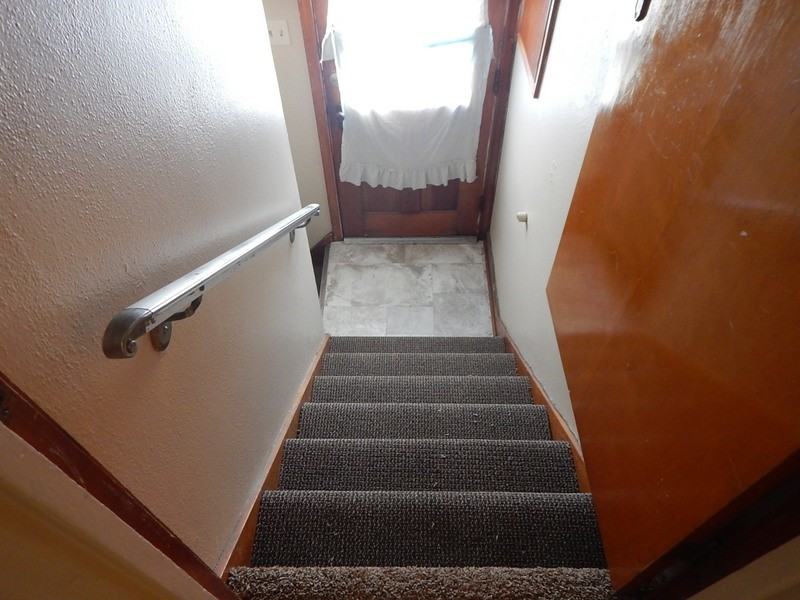 407 S Jeffers St - Photo 2 of 14