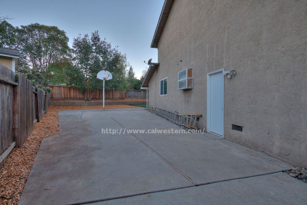 1230 Swinging Gate Ct - Photo 3 of 13