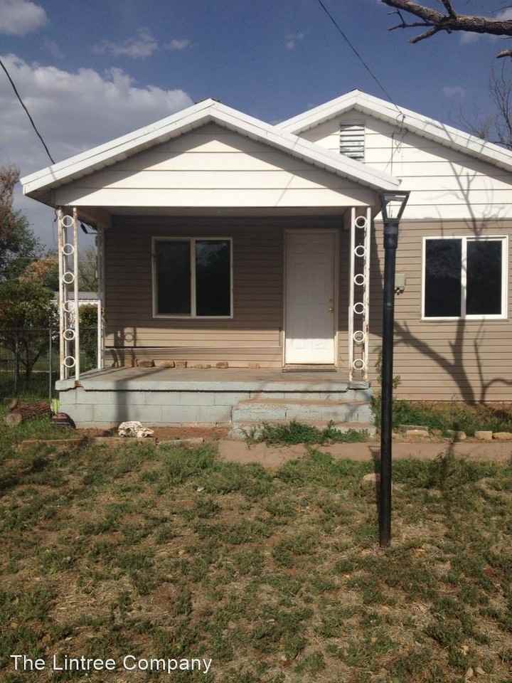 304 304 N. Main Holliday close to Wichita Falls - Photo 2 of 9
