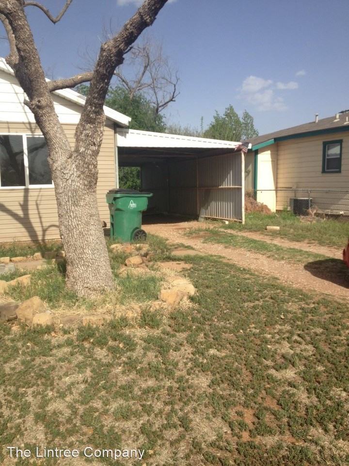 304 304 N. Main Holliday close to Wichita Falls - Photo 3 of 9