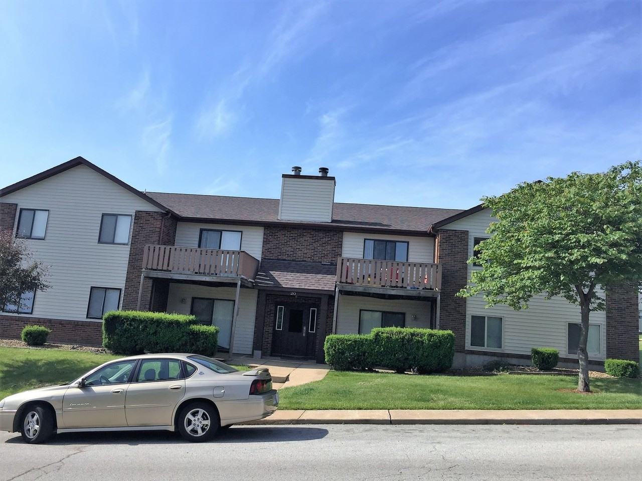 20 Woodland Oaks Units - Photo 2 of 11