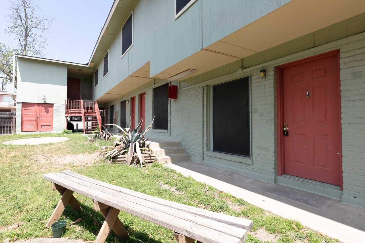 106 Andrews Apartments in Mahncke Park, San Antonio, TX 78209 Zumper