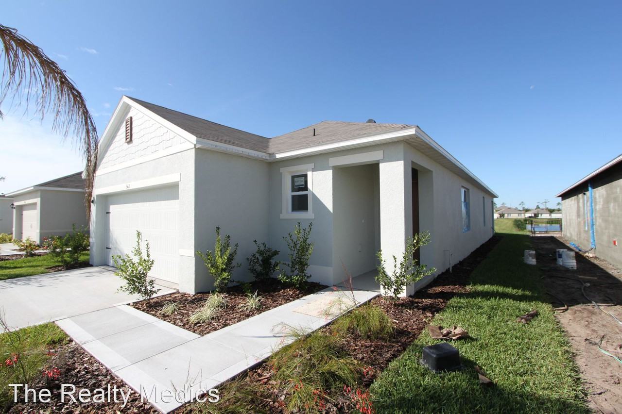 542 Armoyan Way - Photo 2 of 11
