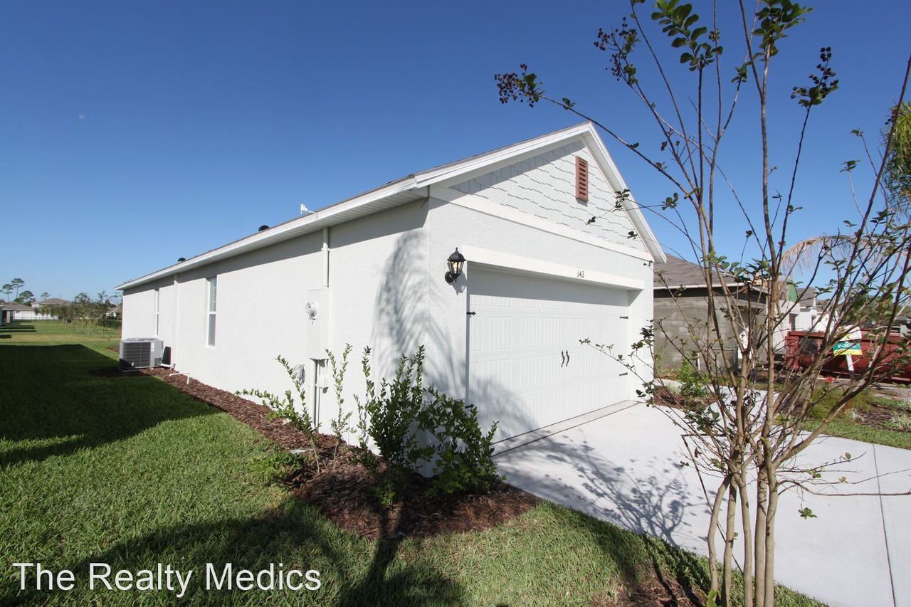 542 Armoyan Way - Photo 3 of 11