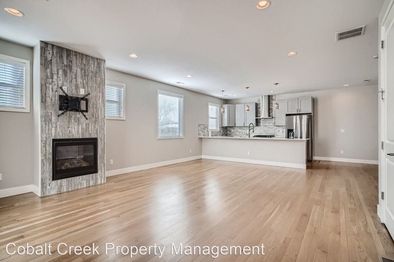 758 S Leyden St - Photo 2 of 24
